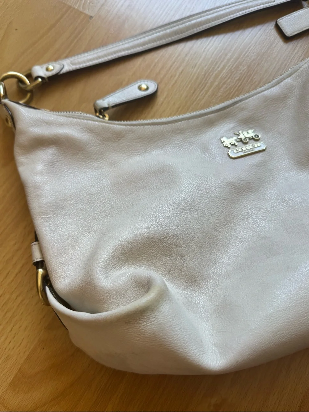Coach vintage white